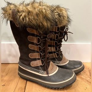 Women’s Sorel Joan of Arctic Boots RARE COLOR
